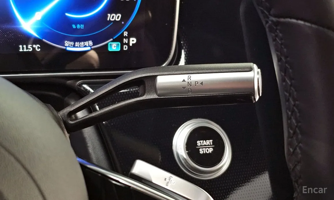 Фото 9 - Mercedes-Benz EQS