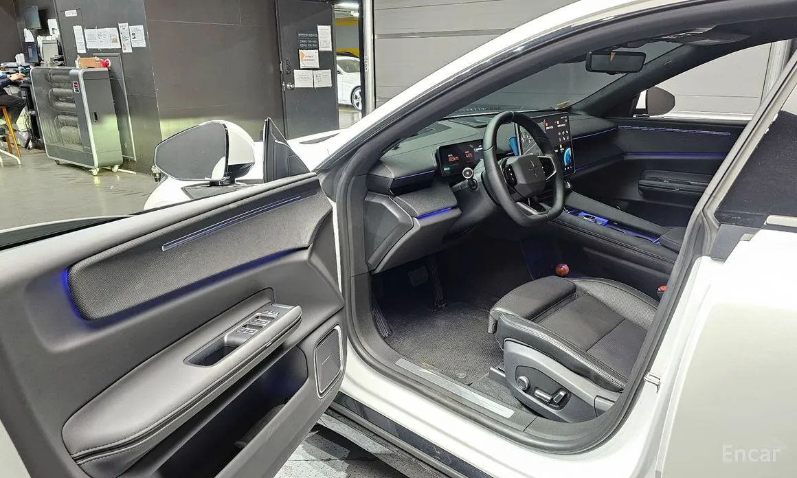 Фото 10 - Polestar 4