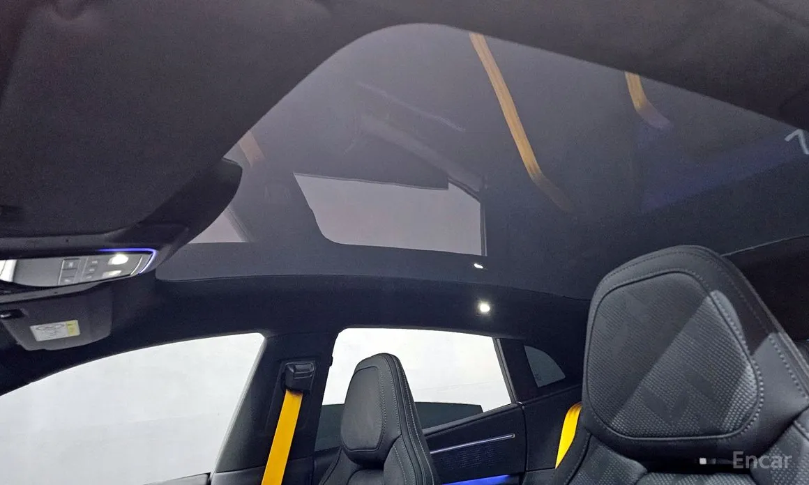 Фото 17 - Polestar 4