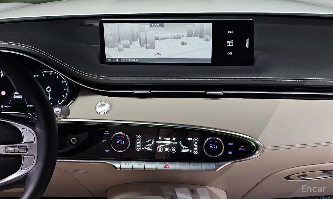 Photo 14 - Genesis GV70