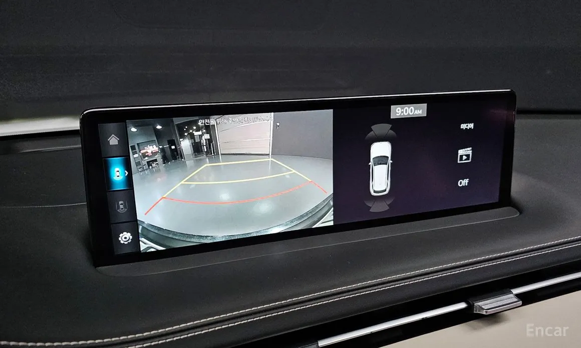 Photo 15 - Genesis GV70