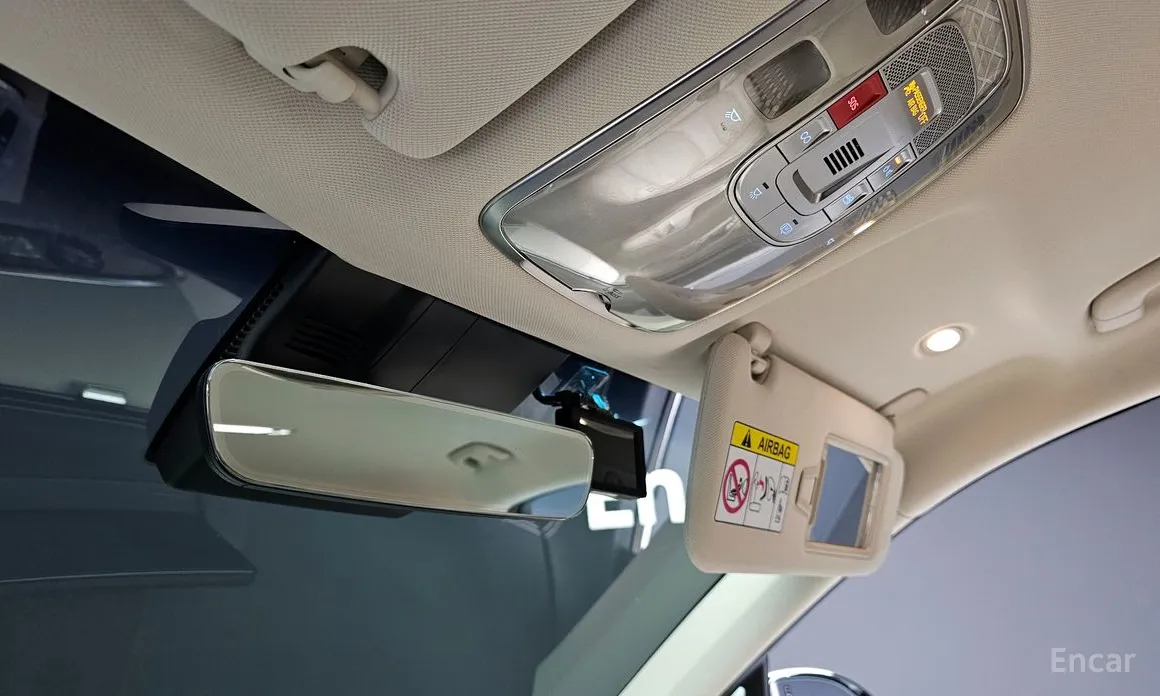 Photo 20 - Genesis GV70