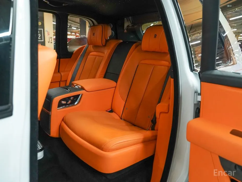 Фото 10 - Rolls-Royce Cullinan