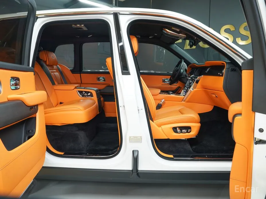 Фото 13 - Rolls-Royce Cullinan