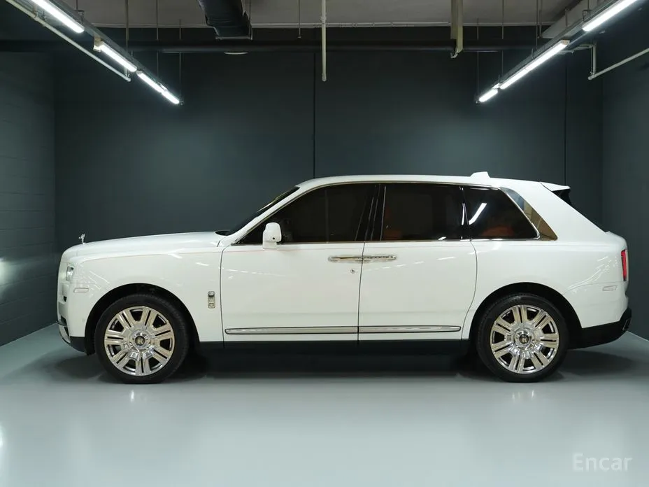 Фото 5 - Rolls-Royce Cullinan
