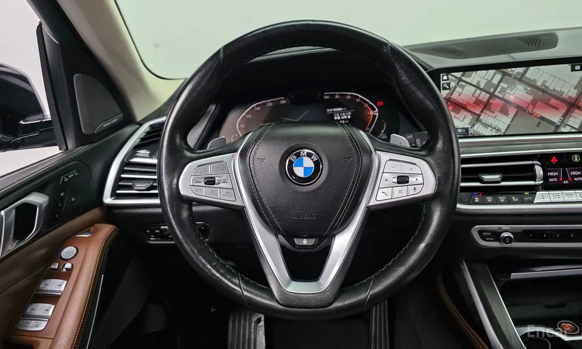 Фото 13 - BMW X7