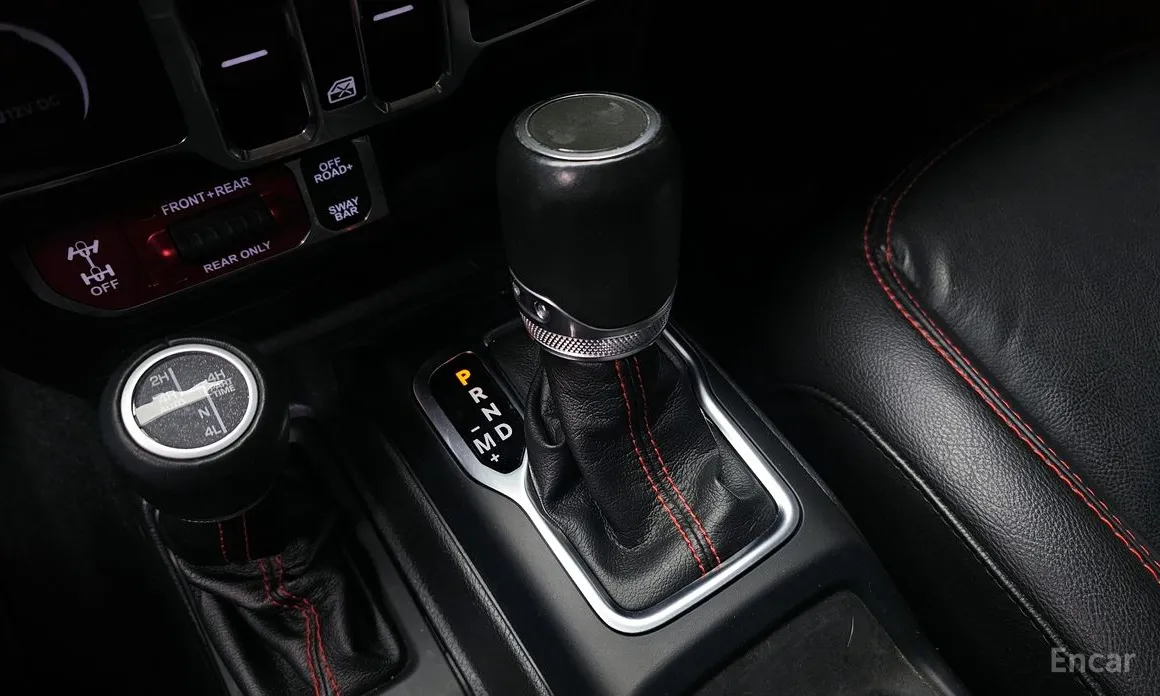 Фото 9 - Jeep Wrangler