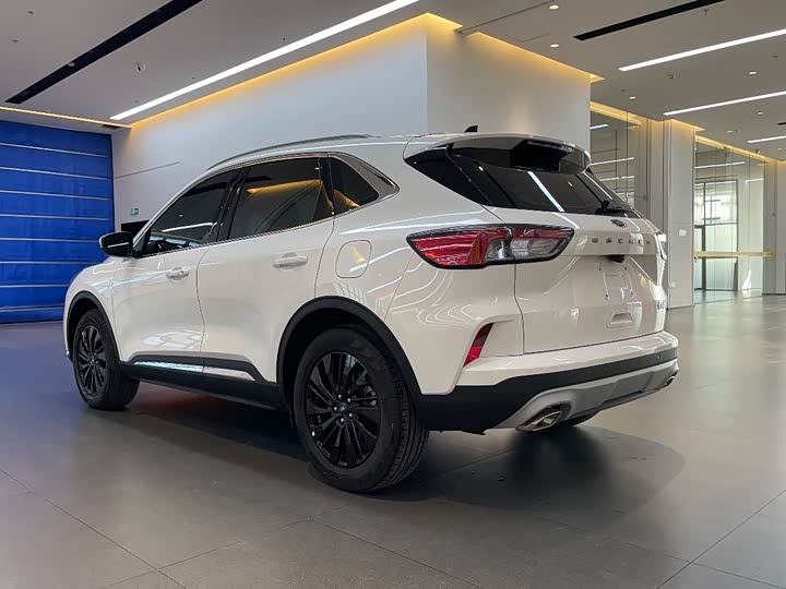 Фото 6 - Ford Escape