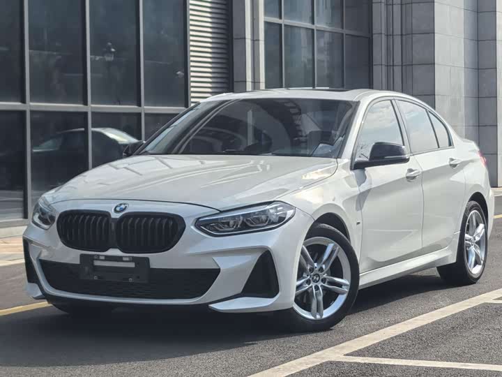 Фото 1 - BMW 1 Series