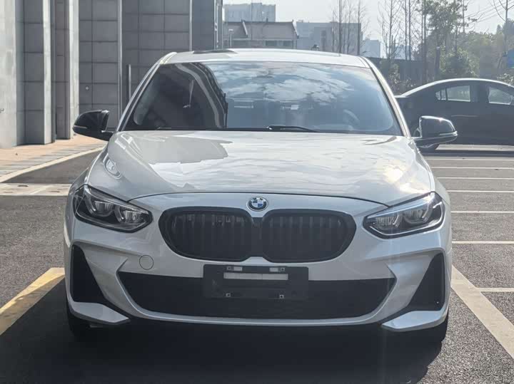 Фото 2 - BMW 1 Series