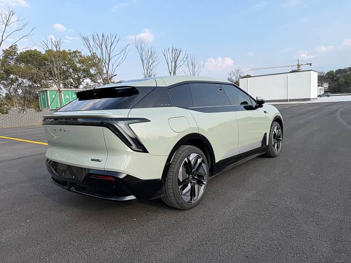 Фото 4 - HiPhi Y