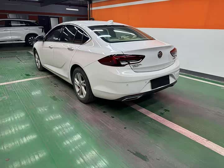 Фото 7 - Buick Regal