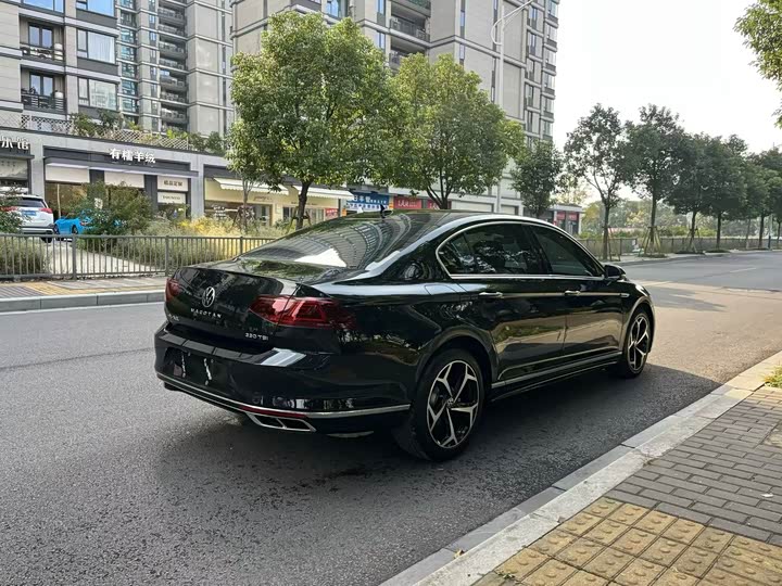 Фото 6 - Volkswagen Magotan