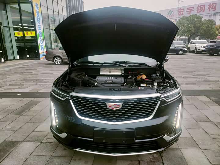 Фото 7 - Cadillac XT6