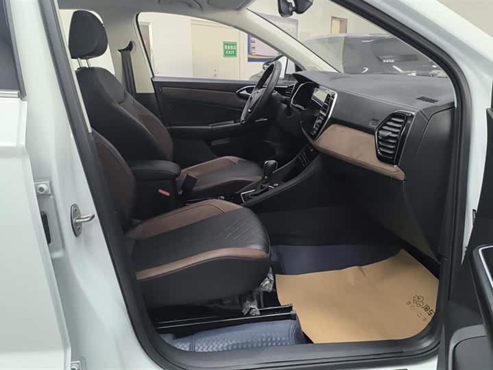 Фото 8 - Jetta VS7