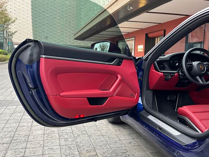 Фото 6 - Porsche 911