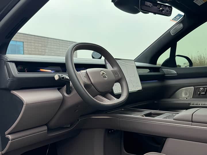 Фото 9 - Nio ES8