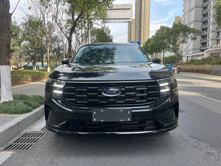 Фото 2 - Ford Edge