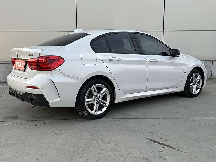Фото 6 - BMW 1 Series