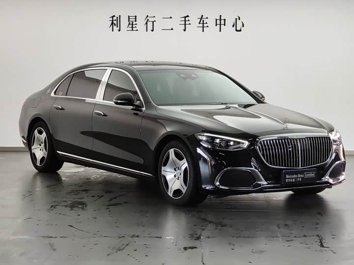 Фото 3 - Mercedes-Benz Maybach S-Class