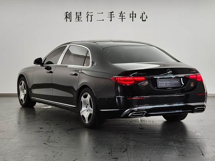 Фото 4 - Mercedes-Benz Maybach S-Class