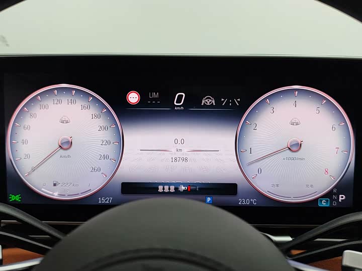 Фото 9 - Mercedes-Benz Maybach S-Class