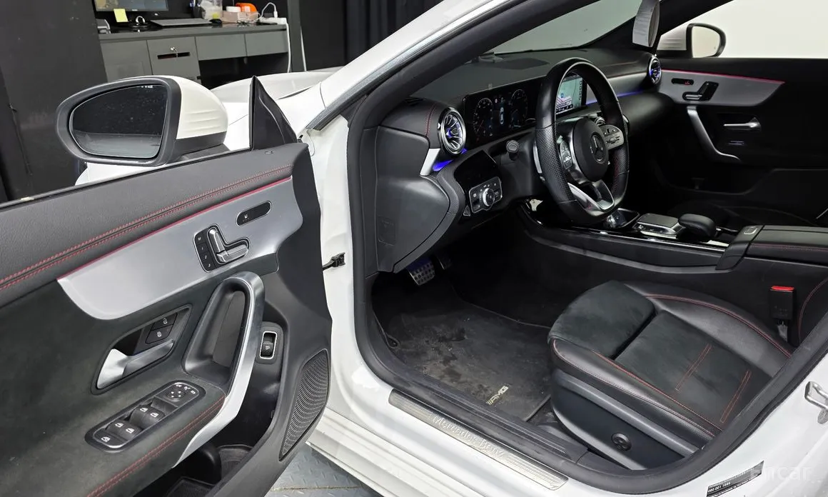 Фото 10 - Mercedes-Benz CLA-Class