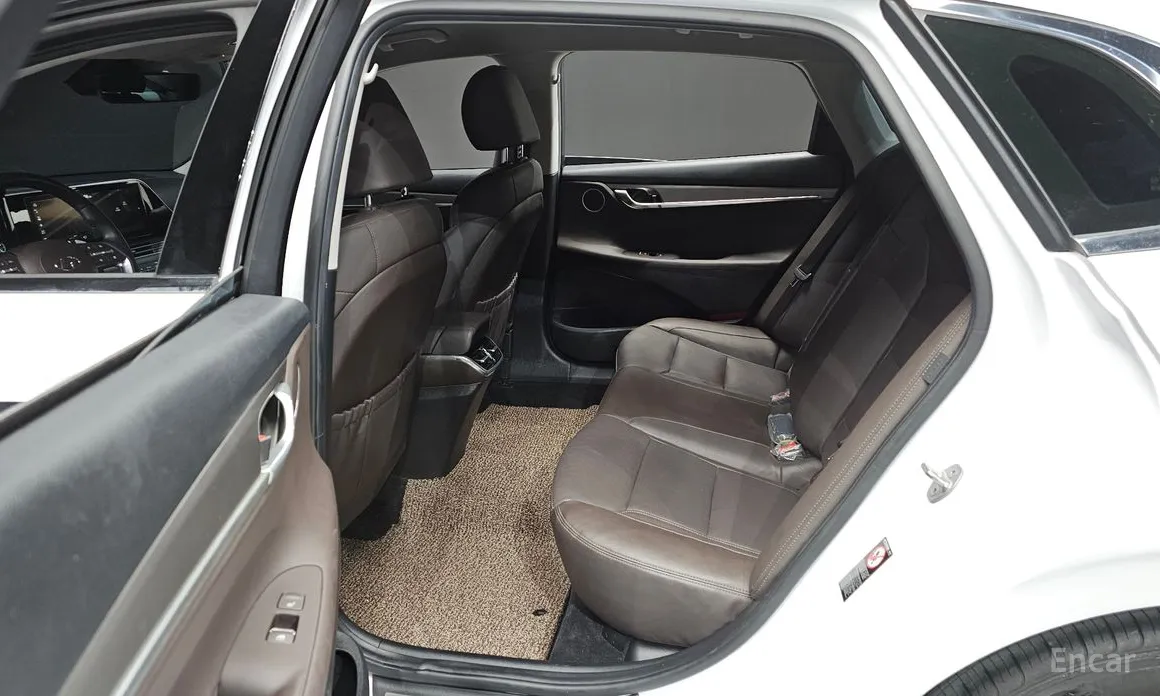 Фото 11 - Hyundai Grandeur