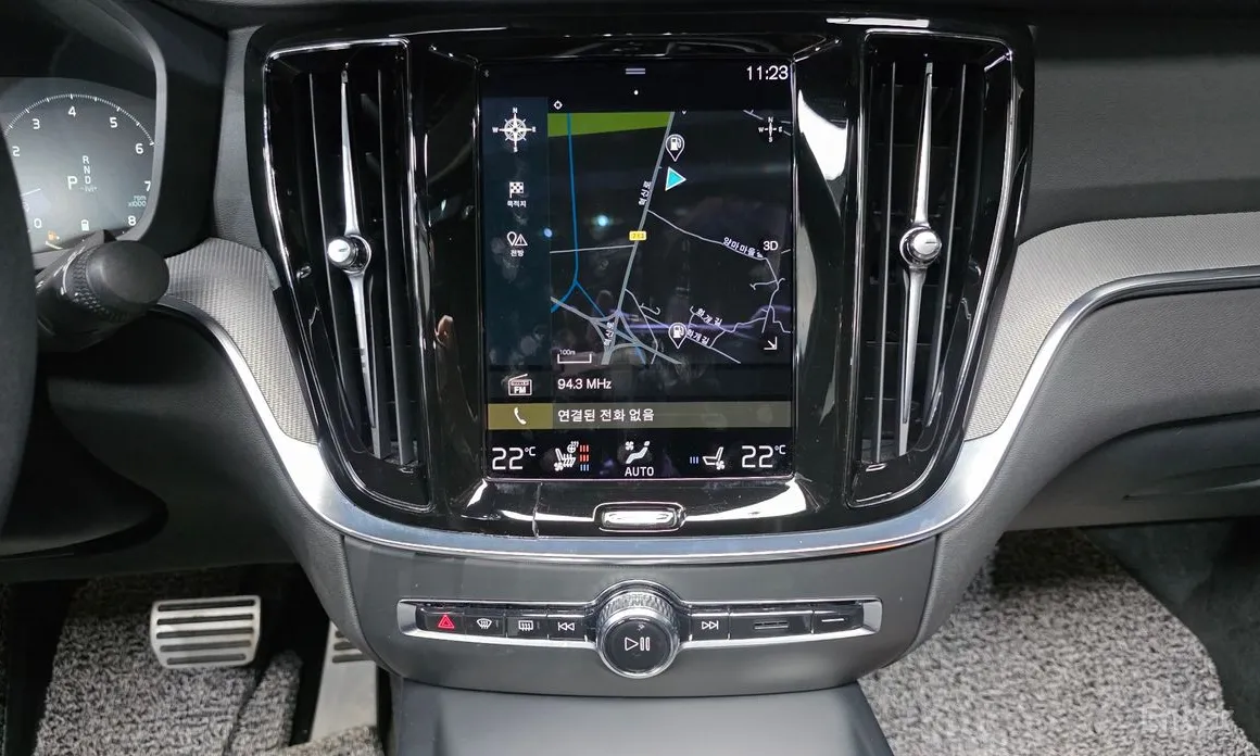 Фото 15 - Volvo S60