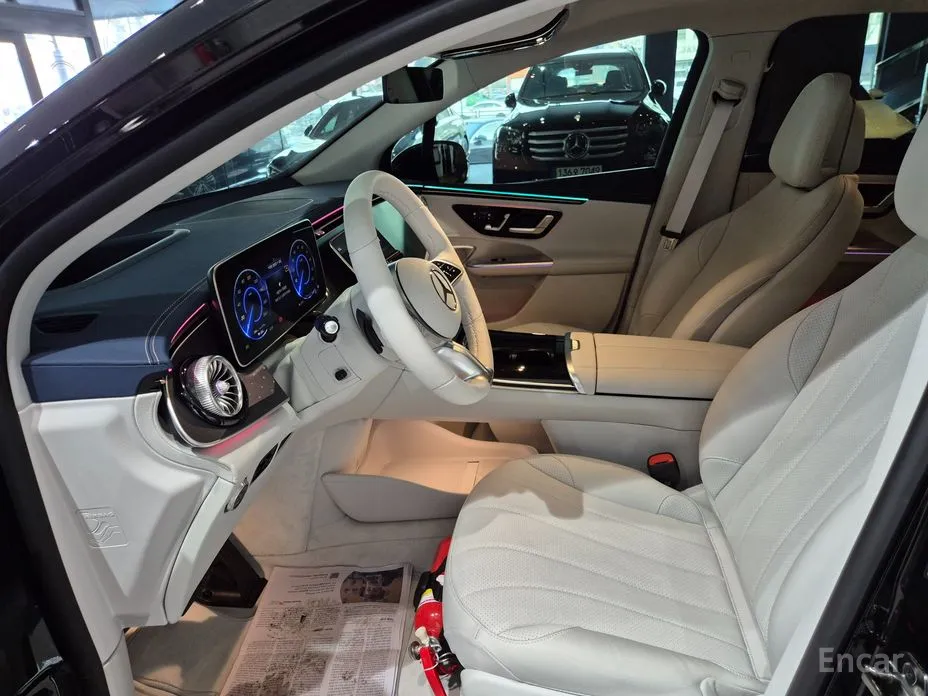 Фото 10 - Mercedes-Benz EQE