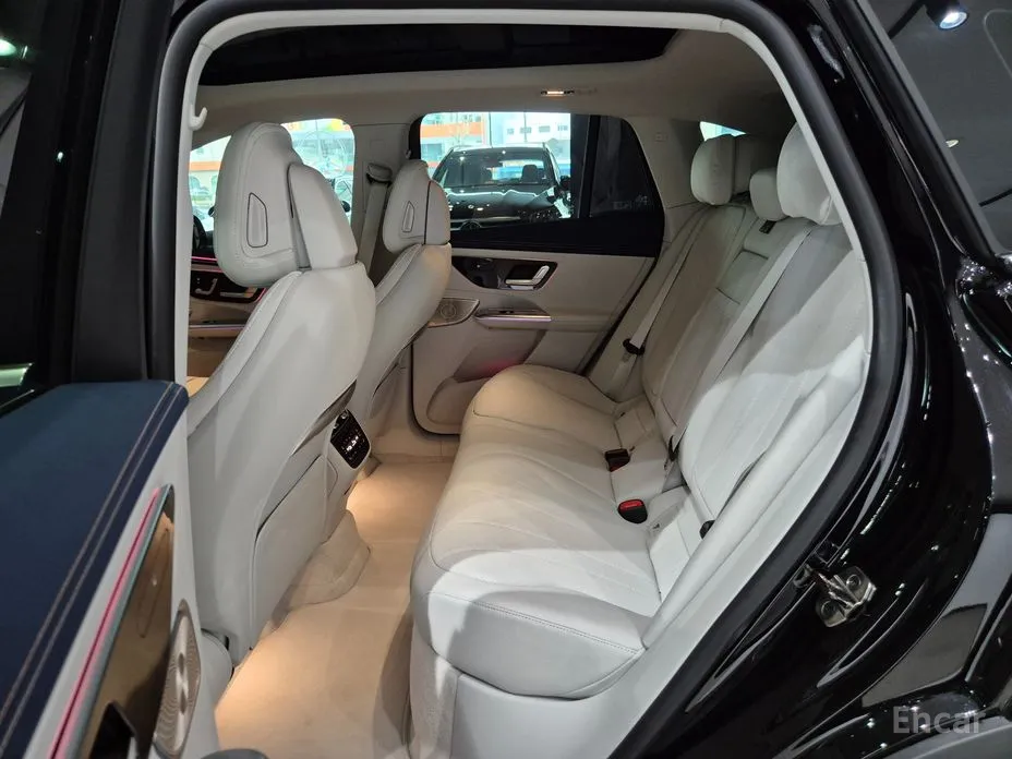 Фото 11 - Mercedes-Benz EQE