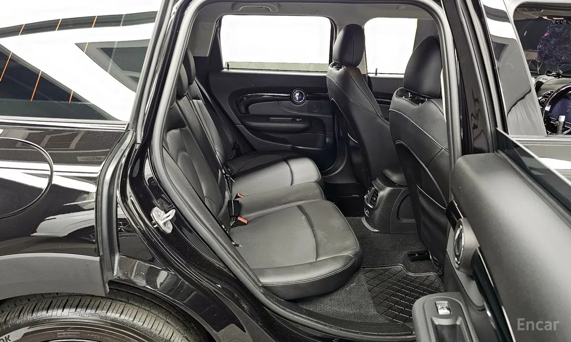 Фото 12 - Mini Clubman