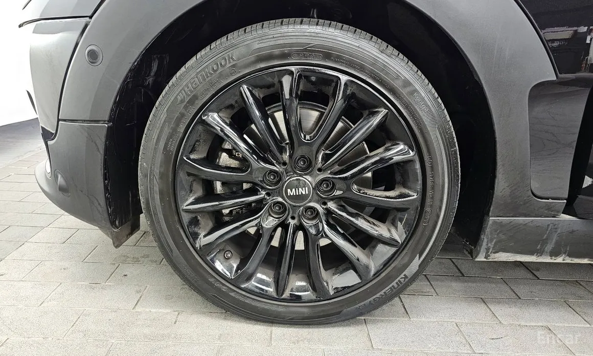 Фото 5 - Mini Clubman