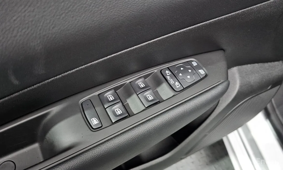 Фото 16 - Renault SM6