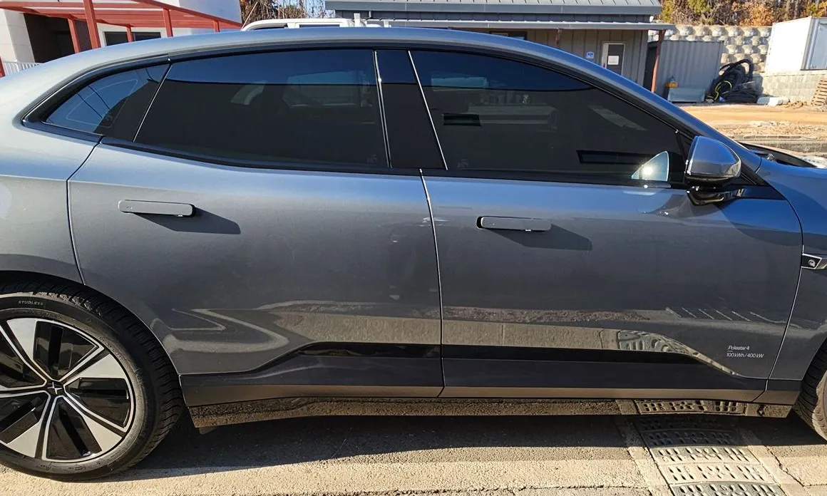 Фото 3 - Polestar 4