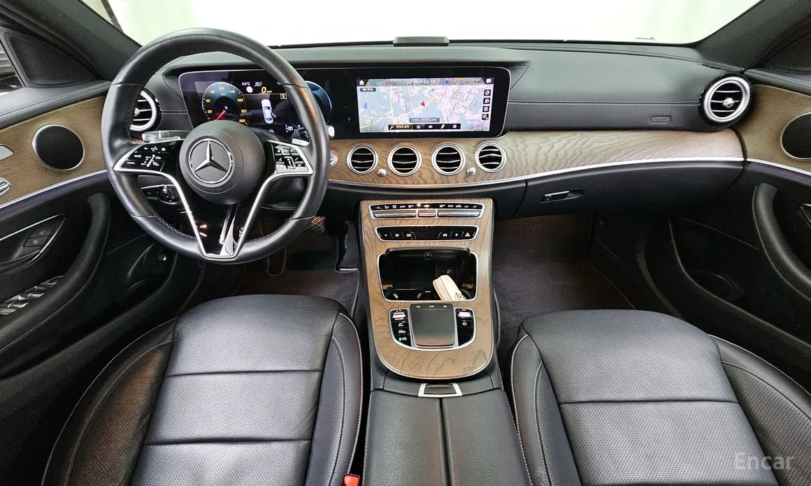 Фото 7 - Mercedes-Benz E-Class