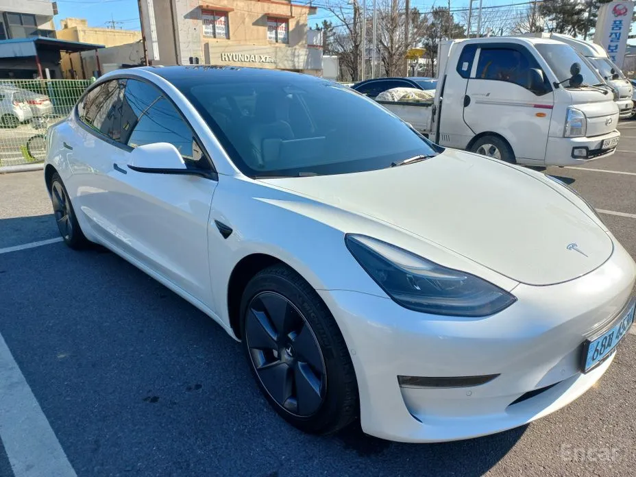 Фото 5 - Tesla Model 3