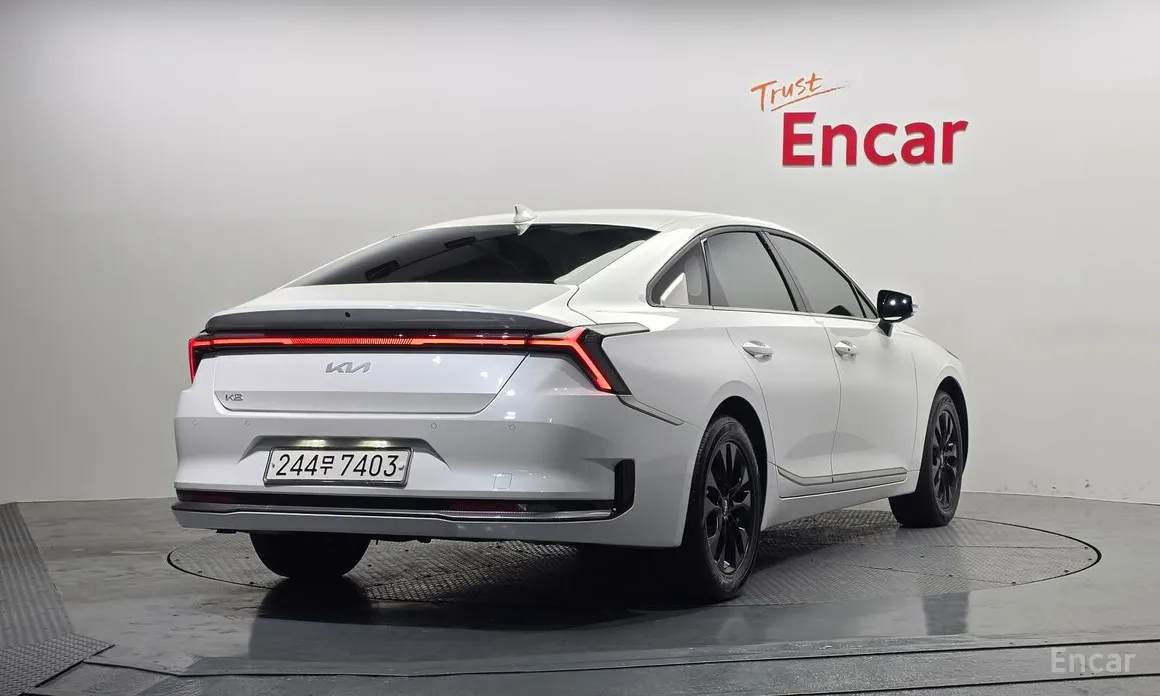 Фото 2 - Kia K8