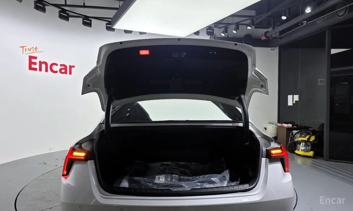 Фото 20 - Kia K8