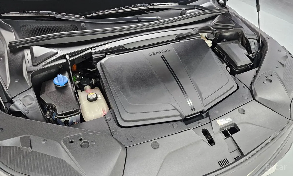 Фото 6 - Genesis GV60