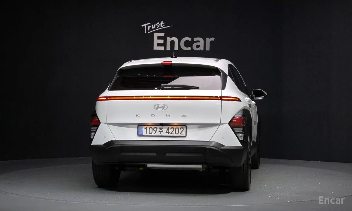 Photo 4 - Hyundai Kona