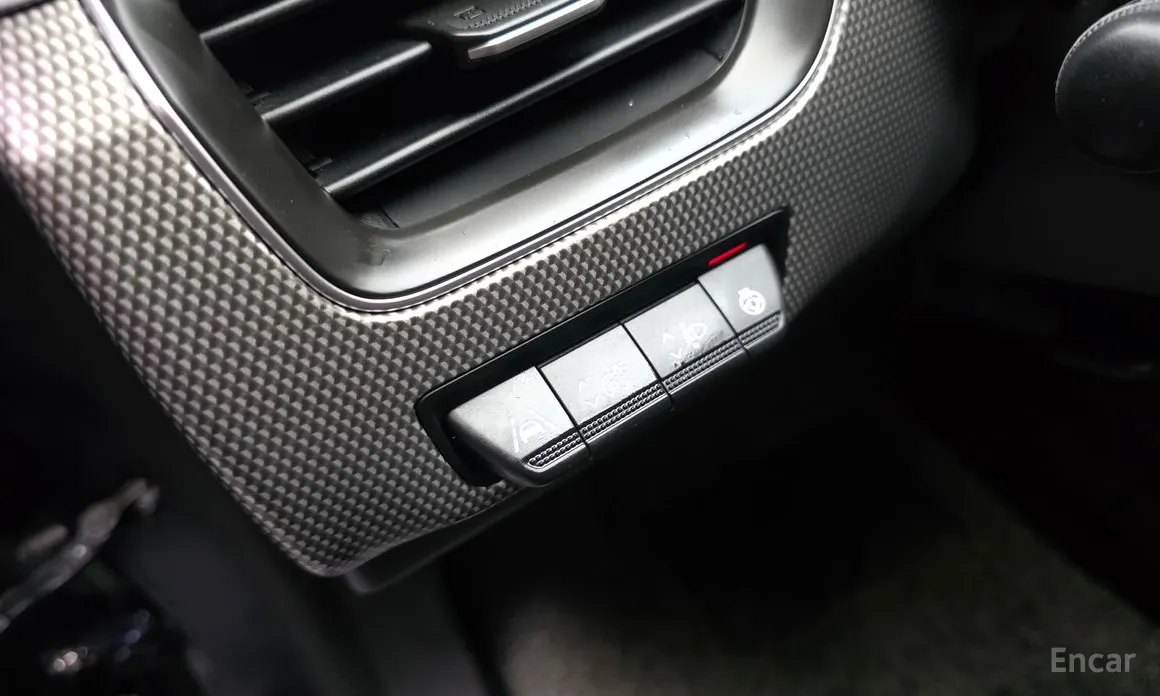 Фото 18 - Renault Arkana