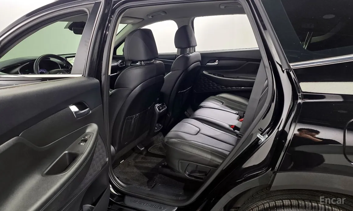 Zdjęcie 11 - Hyundai Santa Fe