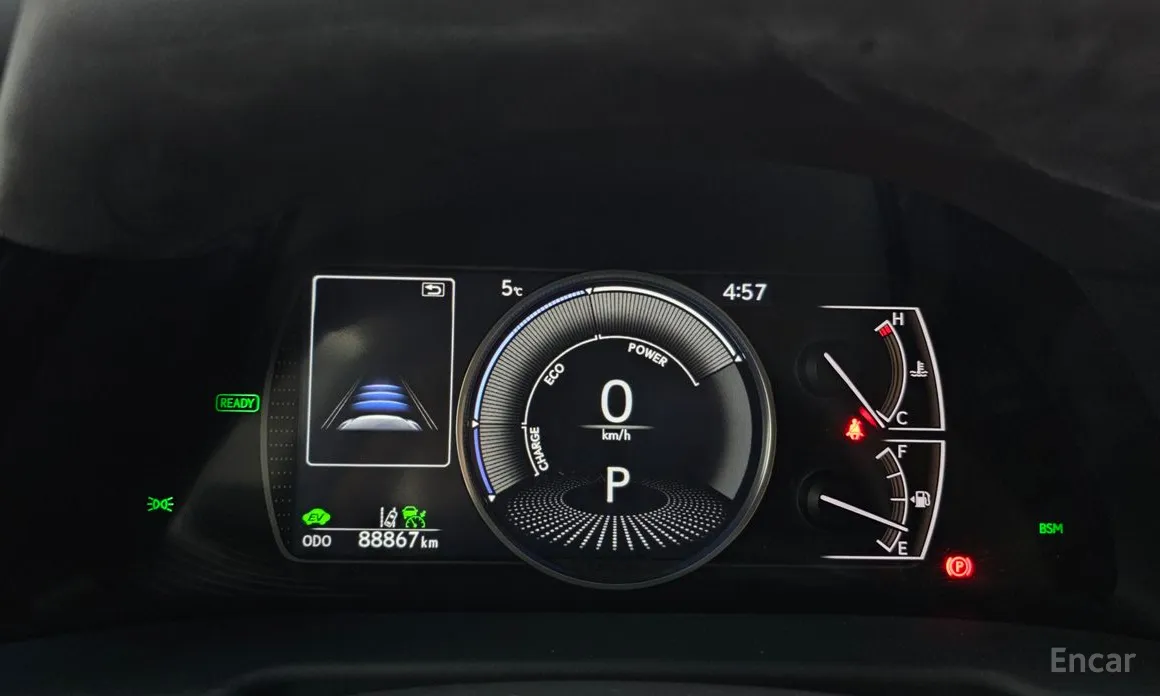 Фото 8 - Lexus ES