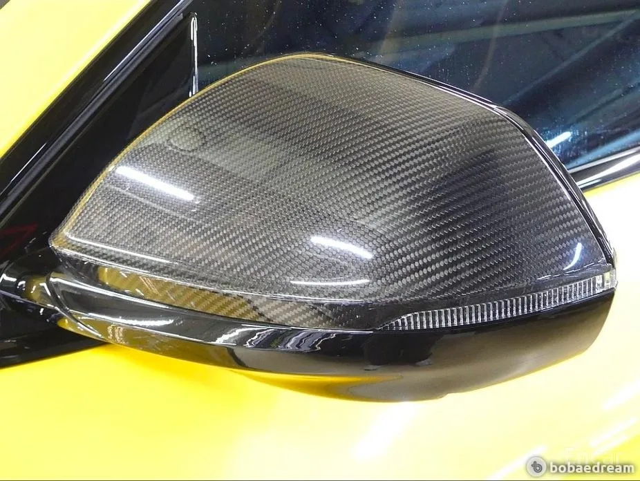 Фото 15 - Lamborghini Urus