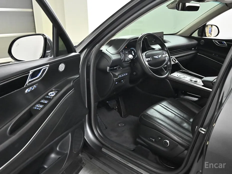 Фото 11 - Genesis GV80