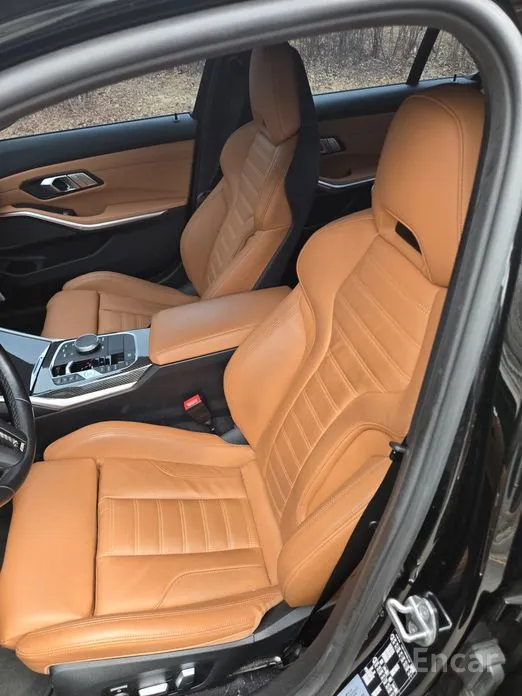 Photo 10 - BMW 3 Series