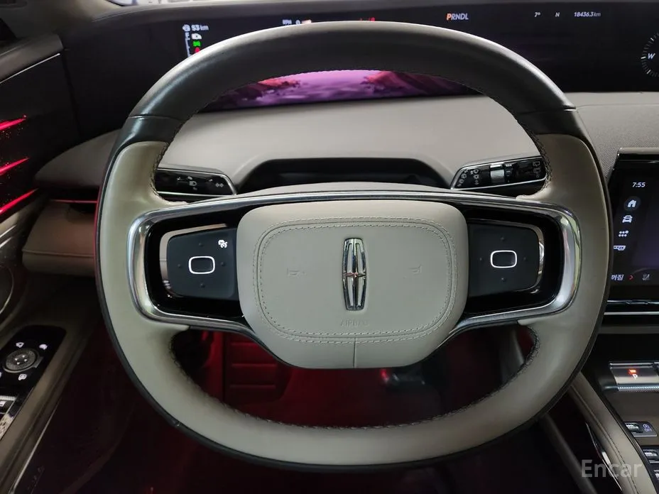 Фото 15 - Lincoln Nautilus