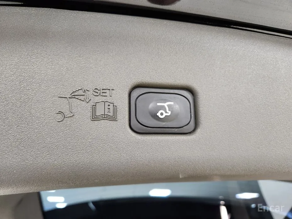 Фото 20 - Lincoln Nautilus