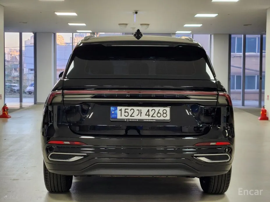 Фото 4 - Lincoln Nautilus